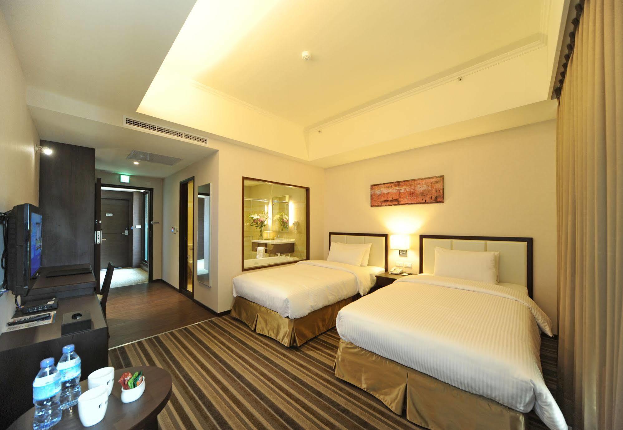 F Hotel - Hualien Dış mekan fotoğraf