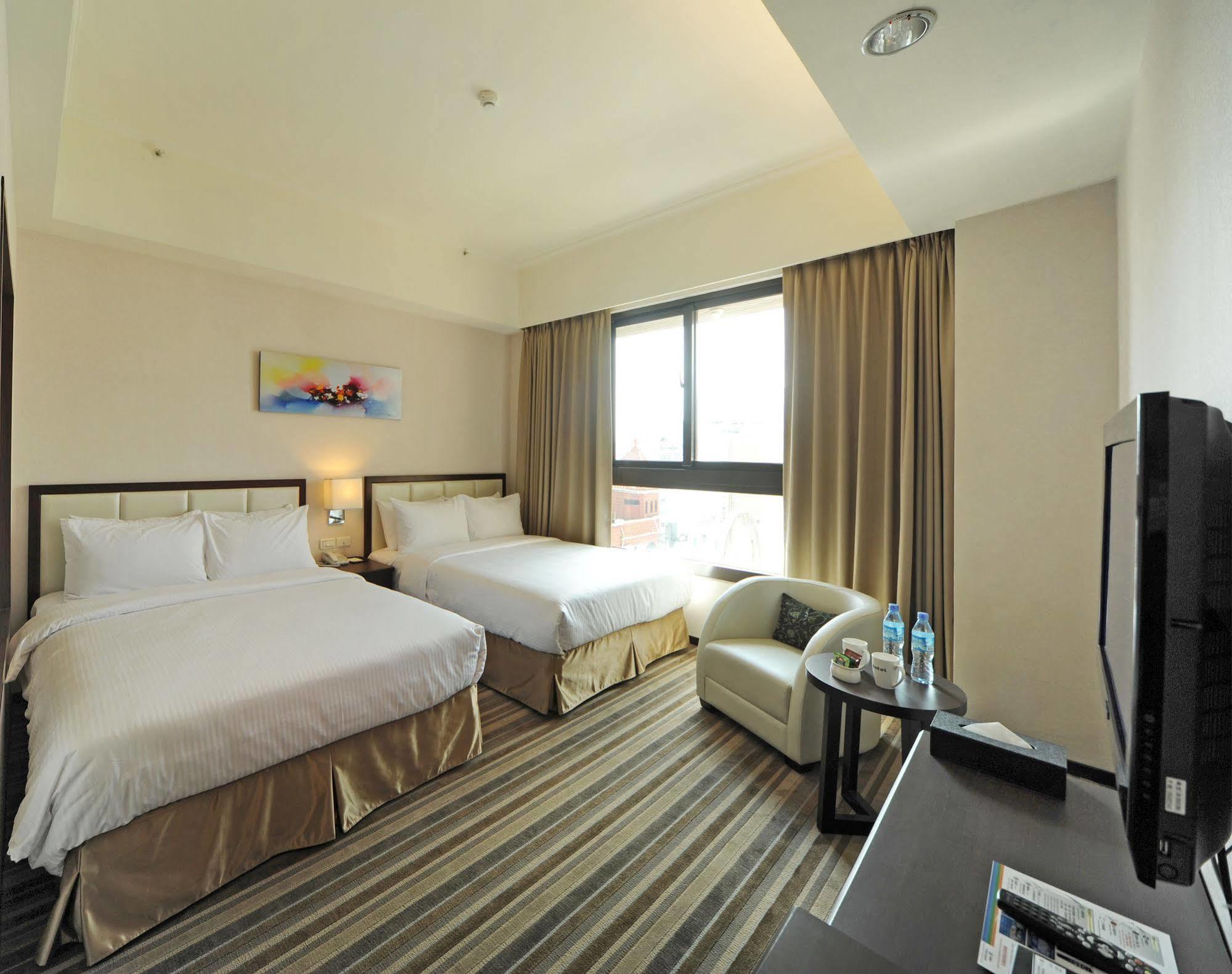 F Hotel - Hualien Dış mekan fotoğraf
