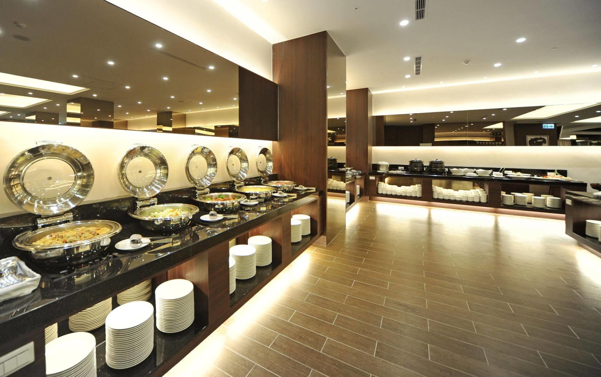 F Hotel - Hualien Dış mekan fotoğraf